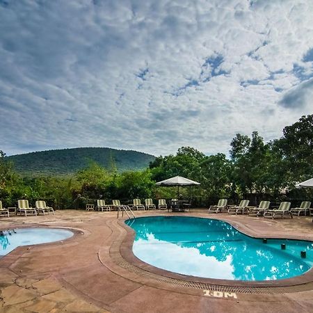 Sentrim Mara Lodge Ololaimutiek Экстерьер фото
